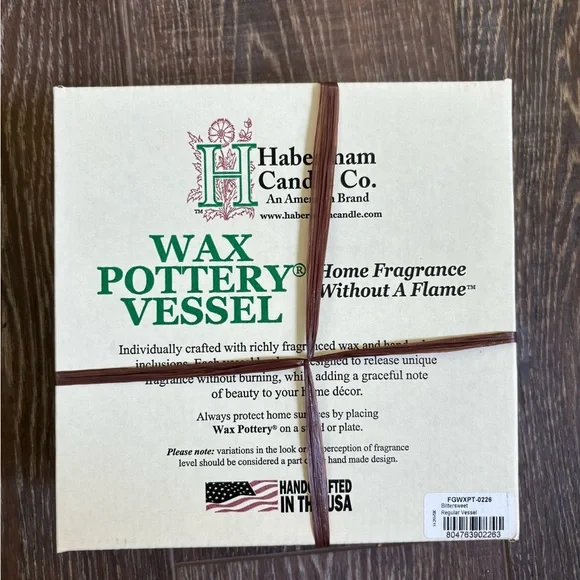New! Habersham Candle Co. wax pottery candle vessel - Picture 2 of 2